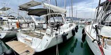 oceanis 41 by yacht delivery skipper in queensland